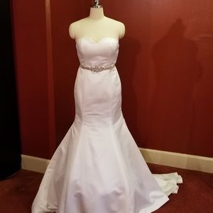 Size 12, Ivory fit and flare wedding gown